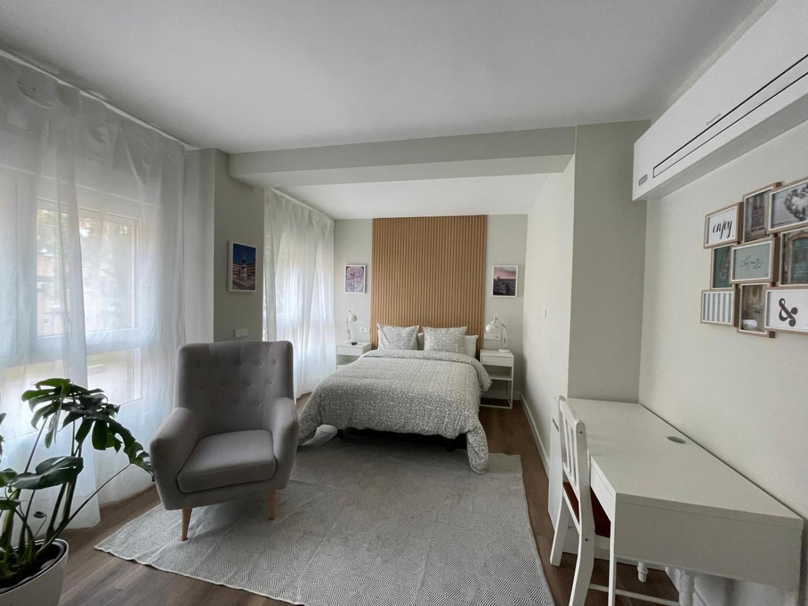 Rooms Madrid Rio Esterno foto