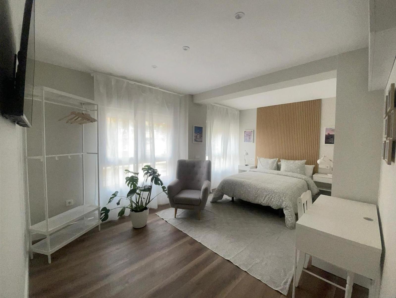 Rooms Madrid Rio Esterno foto