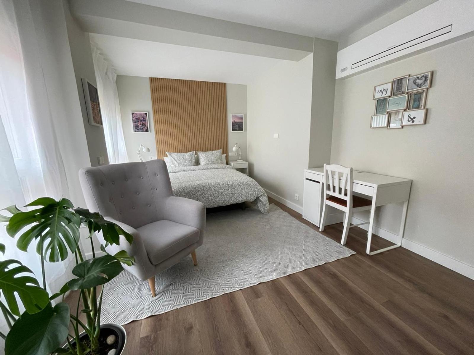 Rooms Madrid Rio Esterno foto
